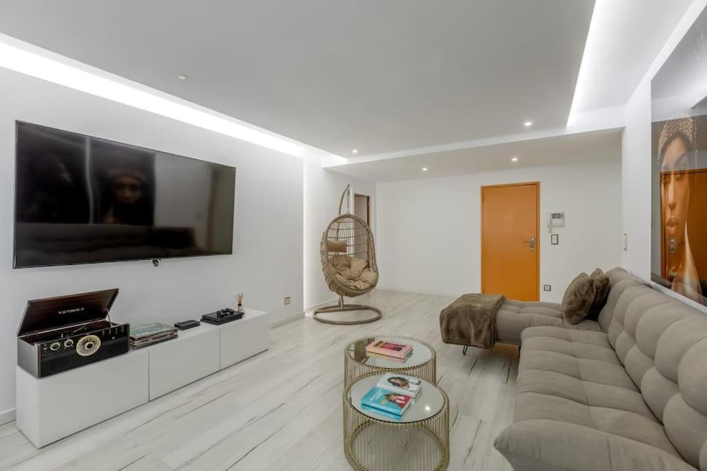 Spacious 3-Bedroom Condo In Lisbon Exterior photo